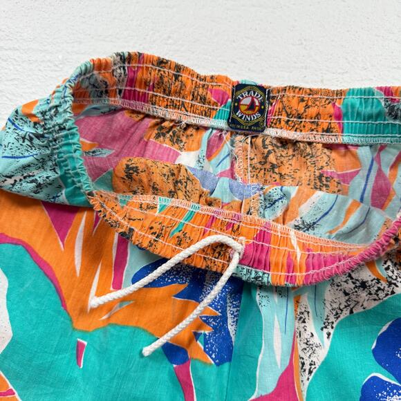Vintage 90s Trade Winds Tropical Floral Cotton Shorts, Size Small - Picture 4 of 8